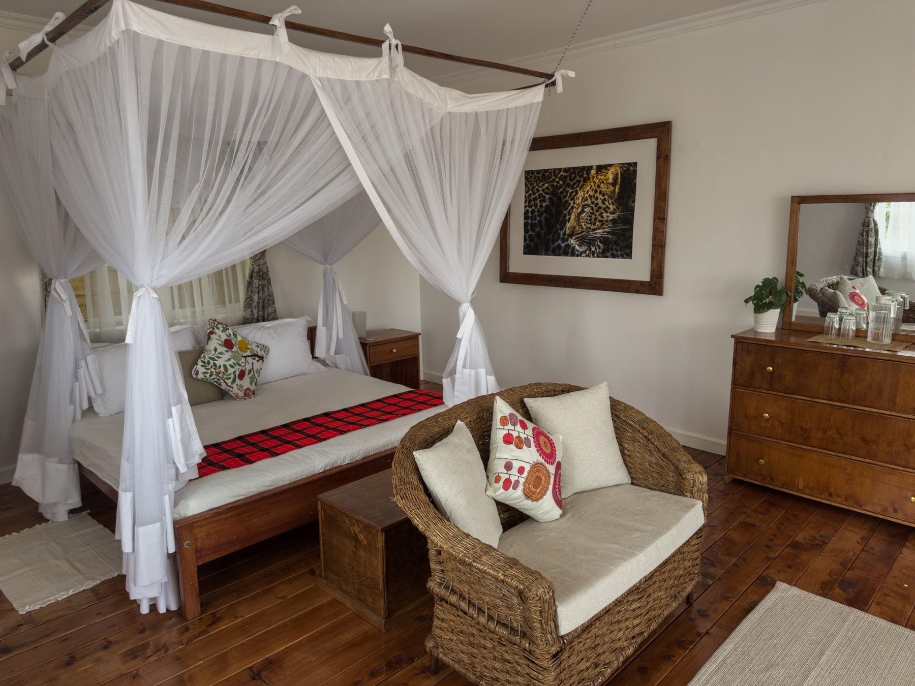 A self-contained guest cottage at Mlima